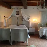 La Pace Hotel
