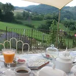 Hotel La Pace Belforte allʼIsauro