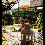 La Pace Hotel Belforte allʼIsauro