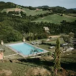 La Pace 3* Belforte allʼIsauro