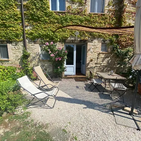 La Pace מלון Belforte allʼIsauro