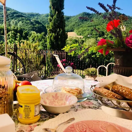 فندق La Pace Belforte allʼIsauro