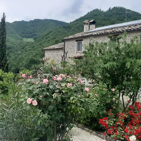 La Pace Bauernhof Belforte allʼIsauro