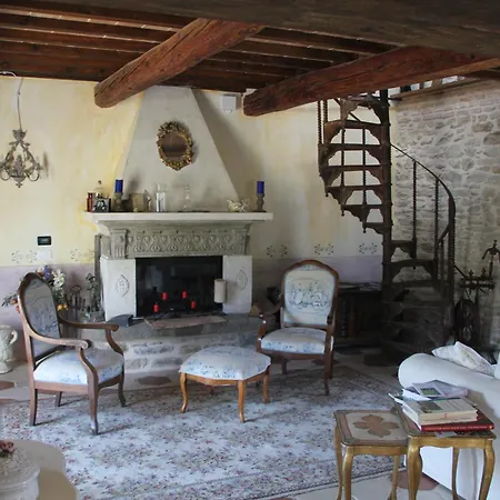 La Pace מלון Belforte allʼIsauro