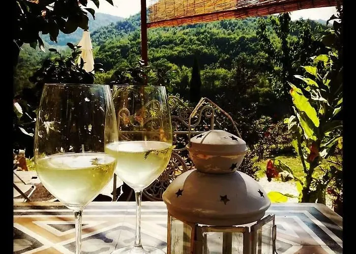 La Pace Hotel Belforte allʼIsauro