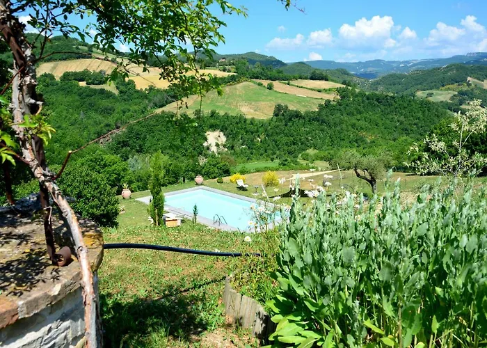 Hotel La Pace Belforte allʼIsauro